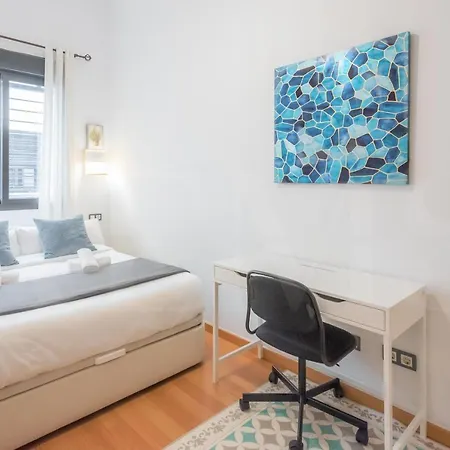 Relaxing With Community Pool & Parking- Center Apartment *